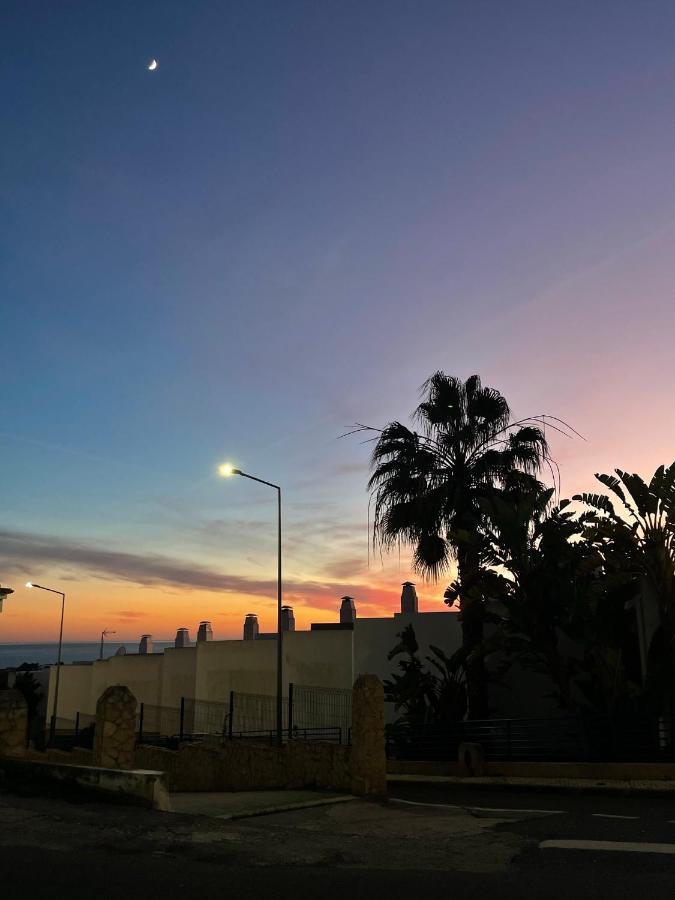 Ocean View Skyline Apartment ‚Hakuna Matata' Albufeira Ngoại thất bức ảnh